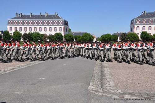 * 1000 personnes à Chalons pour célébrer les adieux du 1er RAMa le 30 juin 2015