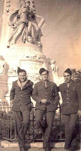 * Souvenir de Henri Darre