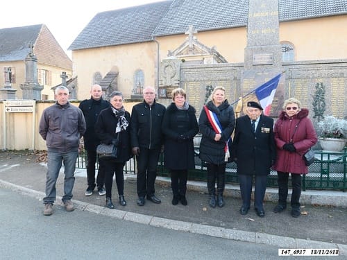 * 74ème anniversaire de la Libération. Cérémonie au Monument aux Morts de Plancher-Bas.