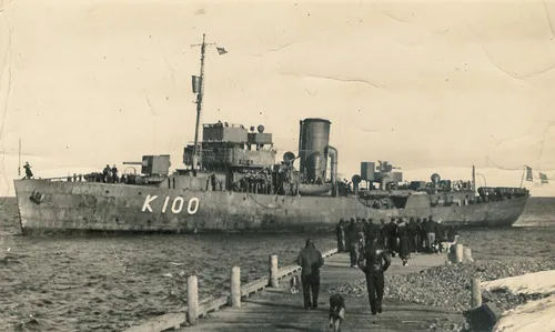* FNFL : En souvenir des Marins de  la corvette Alysse 