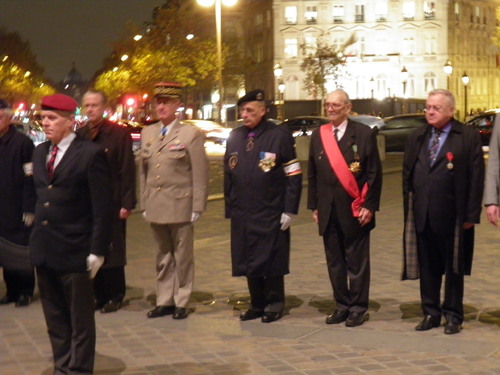 * Cérémonie à l'Arc de Triomphe pour la célébration de la création de l'Ordre de la Liberation.