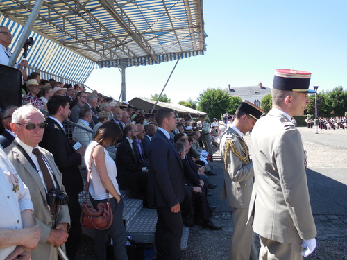 * 1000 personnes à Chalons pour célébrer les adieux du 1er RAMa le 30 juin 2015