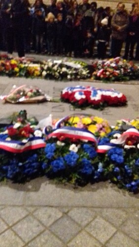 * Commémoration de la création de l'Ordre de la Libération à l'Arc de Triomphe