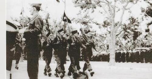 * Maurice PAULHIES (BM 4), 95 ans lançait un appel patriotique le 8 Mai dernier