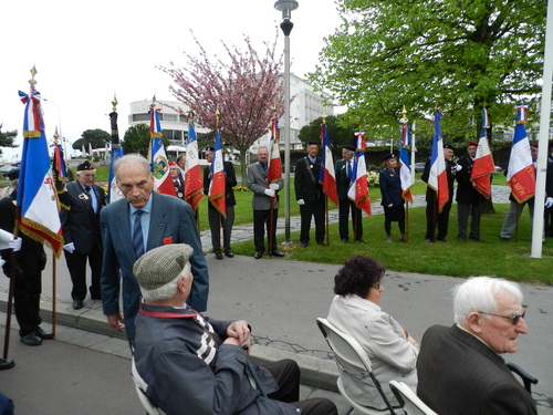 * Cérémonie du 70e anniversaire de la libération de Royan