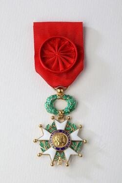 * Marcel Barbary - Ancien de la 1ère DFL -  nommé  Officier de la Légion d'honneur