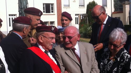 * Retrouvailles entre résistant et déporté - deux mosellans se sont retrouvés