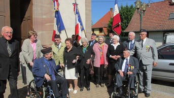 18 et 19 Mai - Des Anciens du B.M. 24 et des descendants étaient de retour à Obenheim